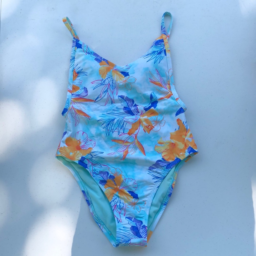 XHILARATION one piece swim suit // tropical print